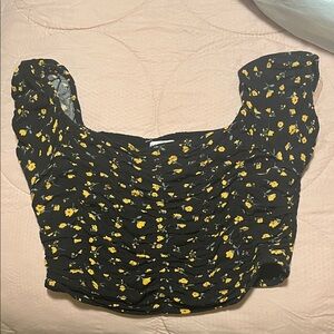 Aeropostale Black and Yellow Floral Crop Top